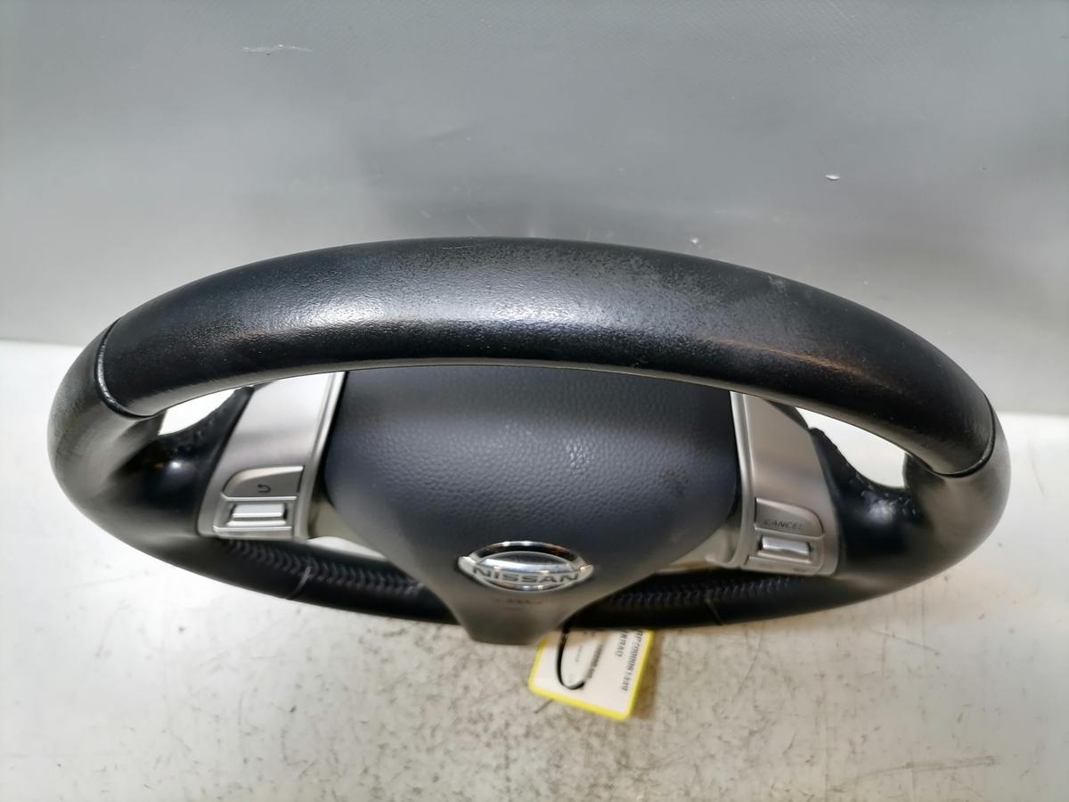Nissan Pulsar original Lederlenkrad mit Multifunktion Bj.2016